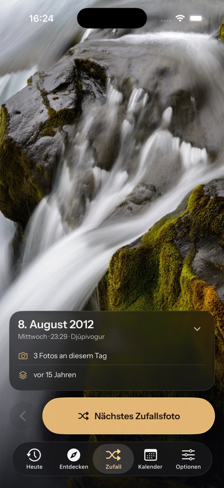 Random screen: a full-screen photo with date, place and facts